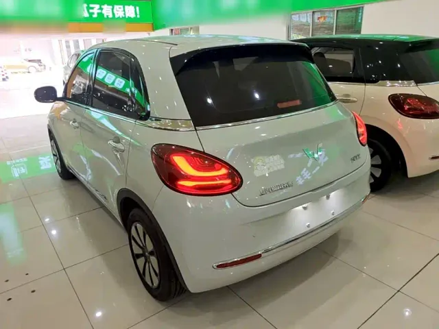 Wuling Bingo — Фото автомобиля 4