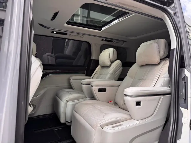 Maxus Dajia 9 — Фото автомобиля 18