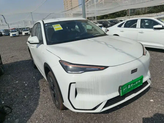 Geely Galaxy E5 — Фото автомобиля 3