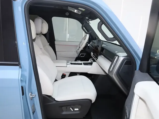 iCAR V27 — Фото автомобиля 25