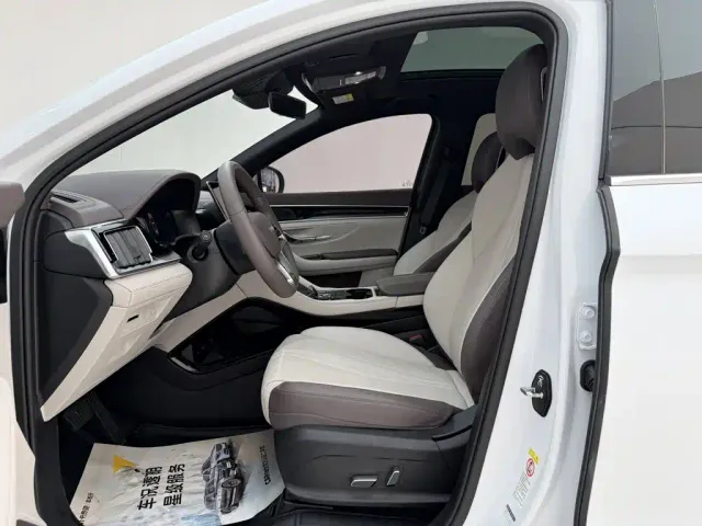 BYD Song PLUS — Фото автомобиля 15