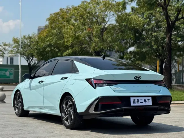 Hyundai Elantra — Фото автомобиля 6
