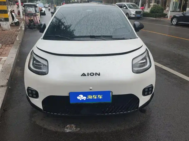 GAC Aion UT — Фото автомобиля 2
