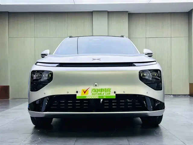 Xpeng G9 — Фото автомобиля 2