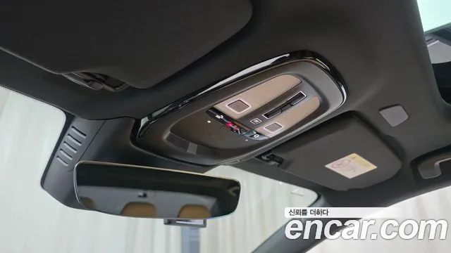 Volvo S90 — Фото автомобиля 25