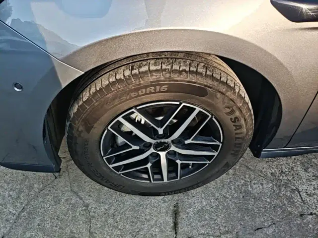 BYD Seal 05 DM-i — Фото автомобиля 22