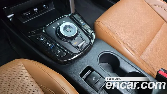Kia Seltos — Фото автомобиля 12