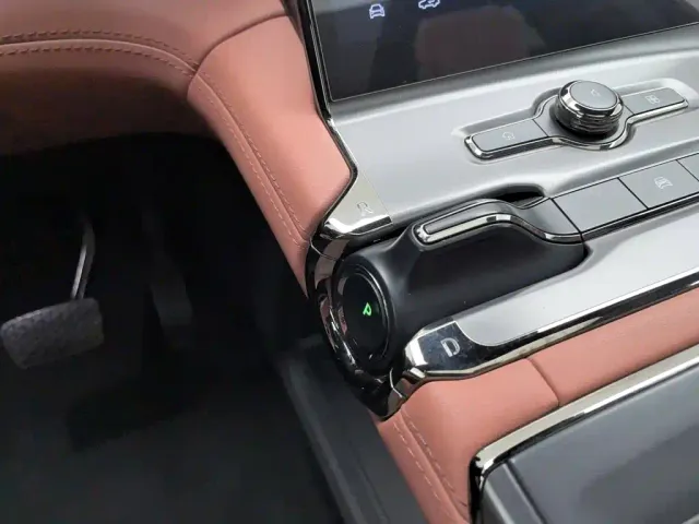 Nio EC6 — Фото автомобиля 13