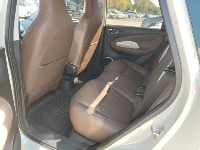 Wuling Bingo — Фото автомобиля 16