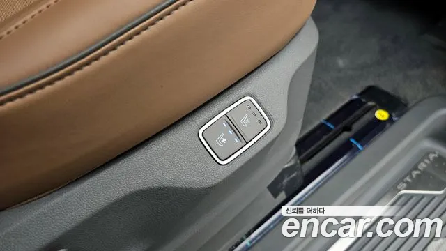 Hyundai Staria Staria 4WD Lounge 9 мест — Фото автомобиля 19