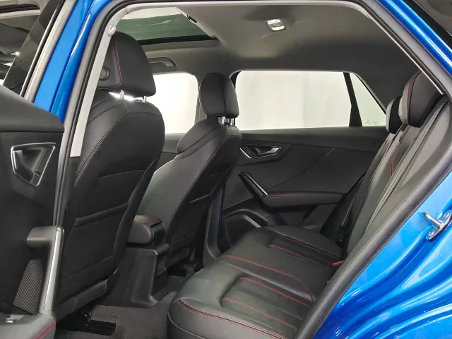 Audi Q2L — Фото автомобиля 12