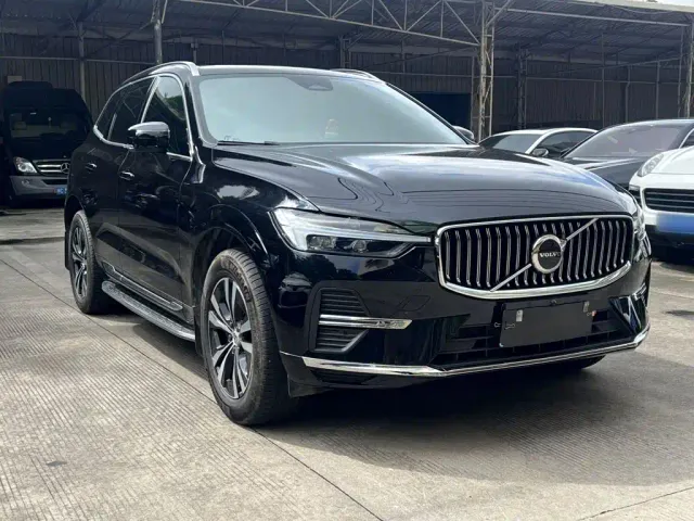 Volvo XC60 — Фото автомобиля 3