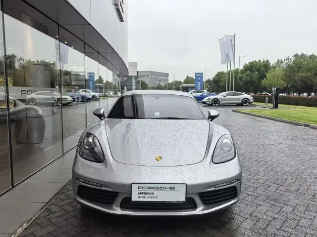 Porsche 718 — Фото автомобиля 2