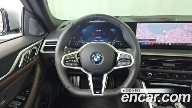 BMW i4 — Фото автомобиля 13