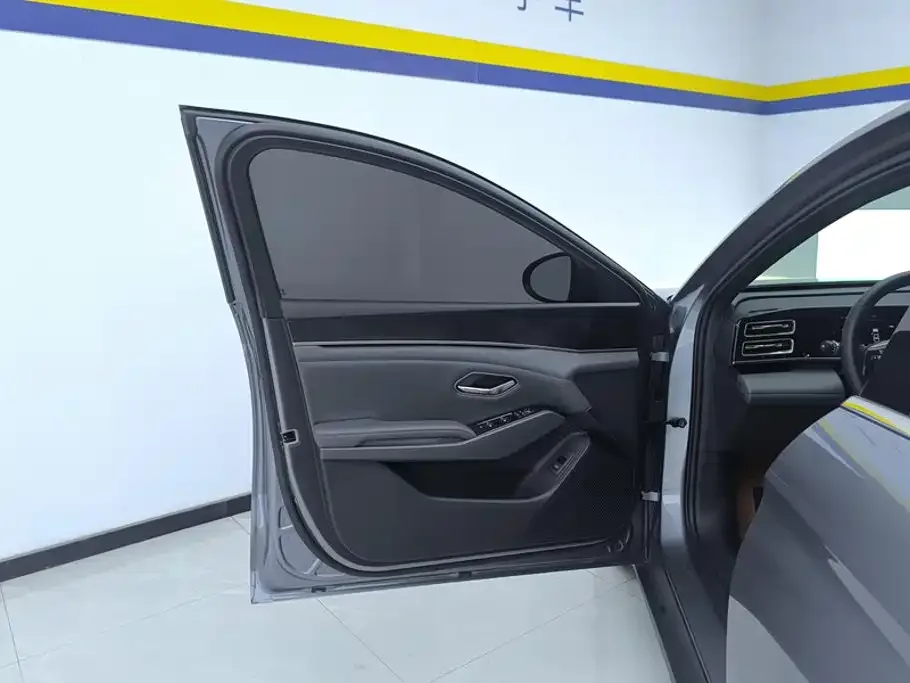 BYD Qin L 2024 DM-i 80KM Leading Edition — Фото автомобиля 7
