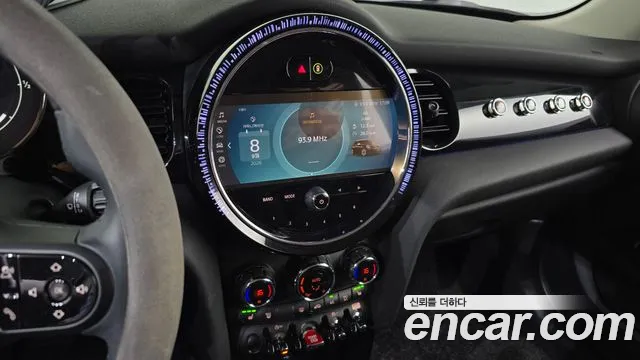 MINI Cooper — Фото автомобиля 30