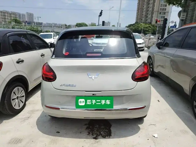 Wuling Bingo — Фото автомобиля 5