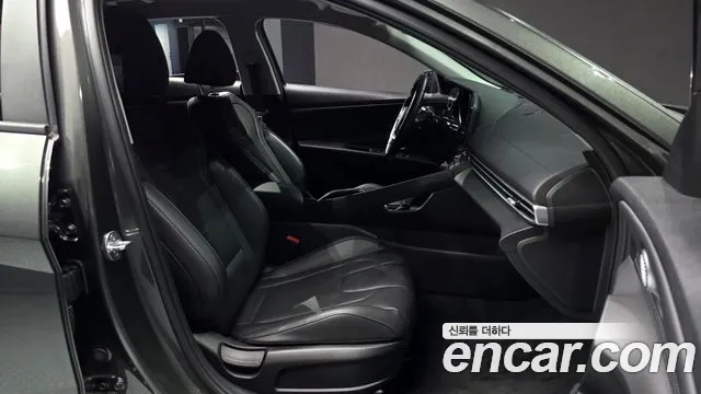 Hyundai Avante CN7 — Фото автомобиля 18