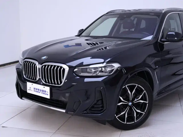 BMW X3 — Фото автомобиля 3