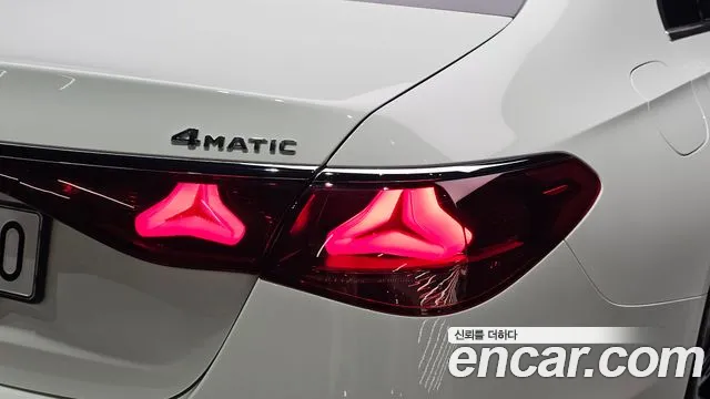 Mercedes-Benz E-Class W214 — Фото автомобиля 8