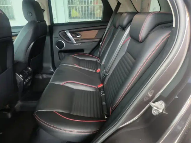 Land Rover Discovery Sport — Фото автомобиля 16