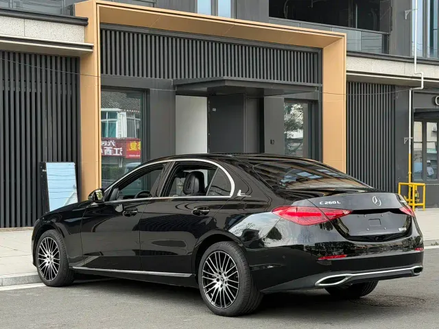 Mercedes-Benz C-Class — Фото автомобиля 11