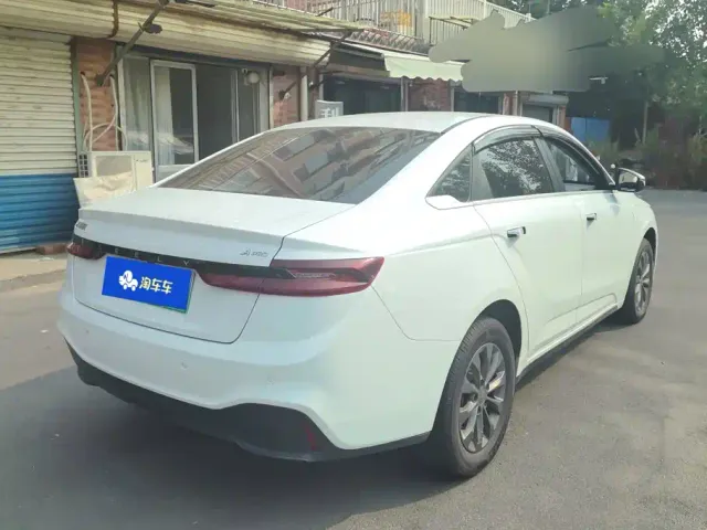 Geely Geometry A — Фото автомобиля 3