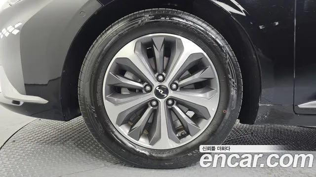 Kia K8 K8 Hybrid — Фото автомобиля 5