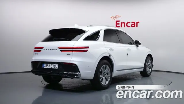 Genesis GV70 — Фото автомобиля 2