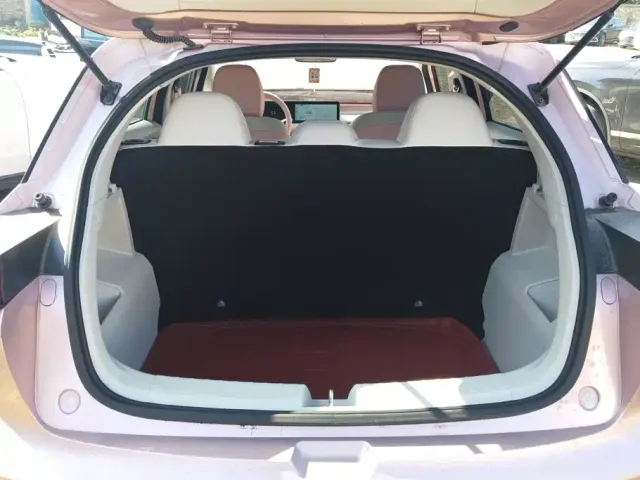 Geely Geometry E Firefly — Фото автомобиля 4