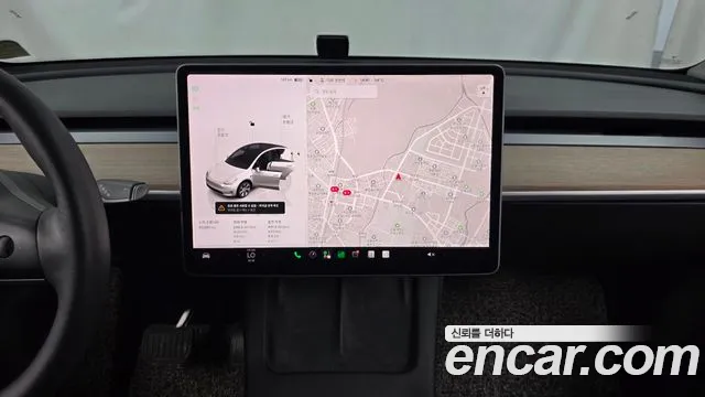 Tesla Model Y — Фото автомобиля 9