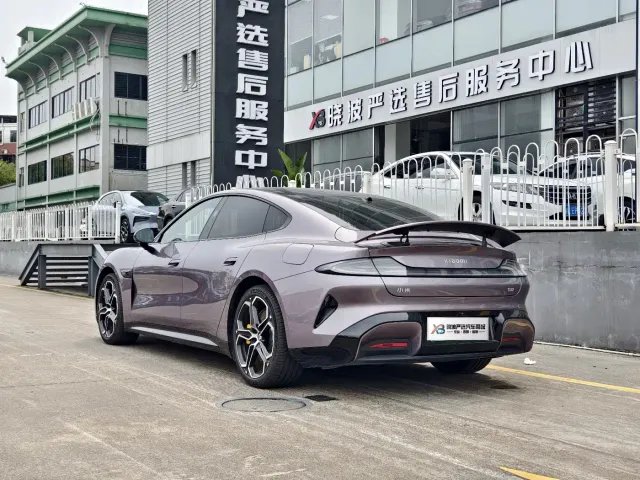 Xiaomi SU7 — Фото автомобиля 4