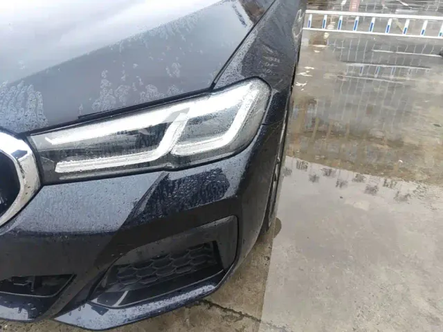 BMW 5 Series — Фото автомобиля 23