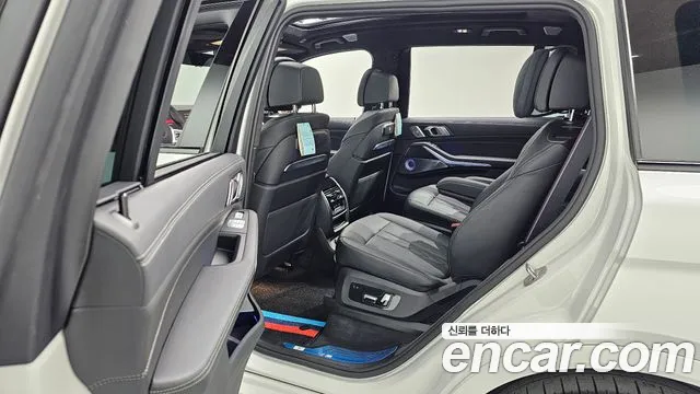 BMW X7 G07 — Фото автомобиля 27