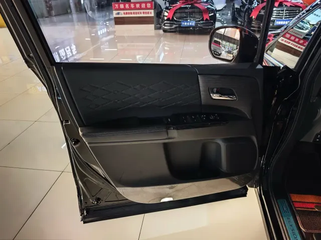 Honda Elysion — Фото автомобиля 5