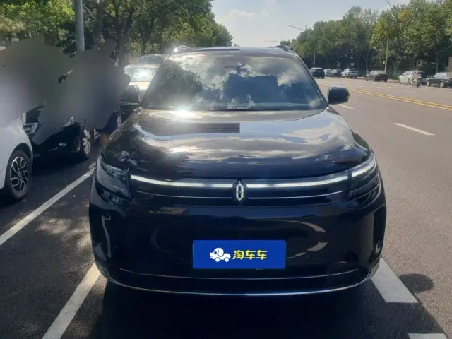Aito M7 — Фото автомобиля 2