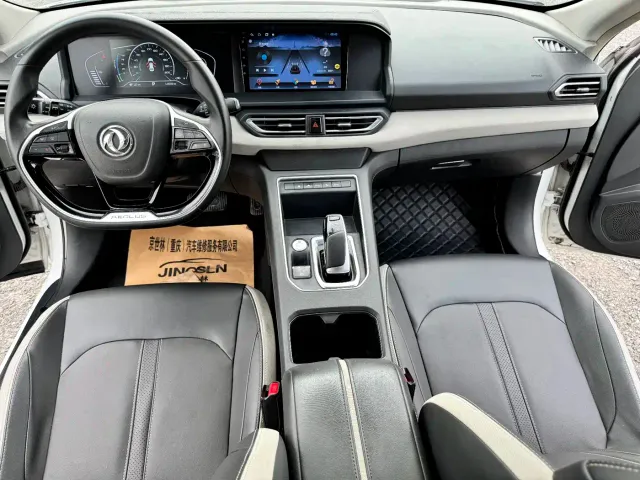 Dongfeng Fengshen E70 — Фото автомобиля 5