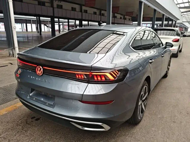 Volkswagen Lamando — Фото автомобиля 6
