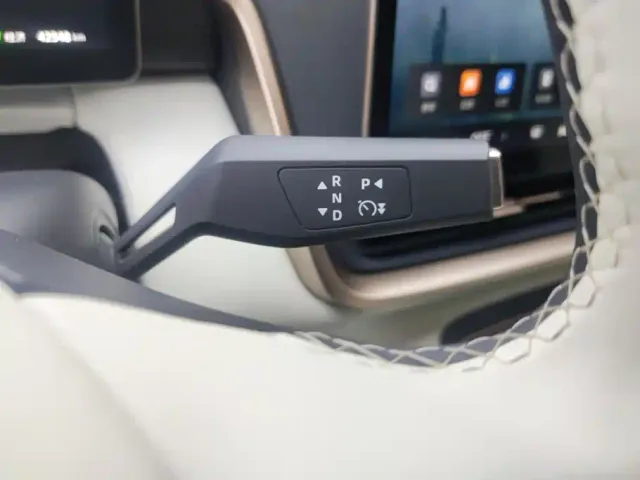 Dongfeng eπ 008 — Фото автомобиля 16