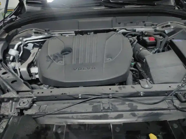 Volvo XC60 — Фото автомобиля 10