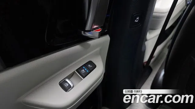 Kia Carnival — Фото автомобиля 17