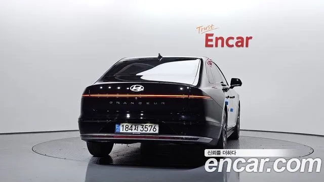Hyundai Grandeur GN7 — Фото автомобиля 4