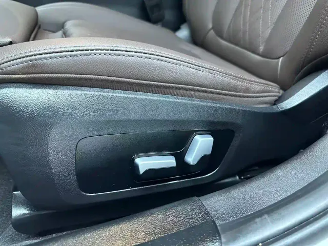 BMW 3 Series — Фото автомобиля 11