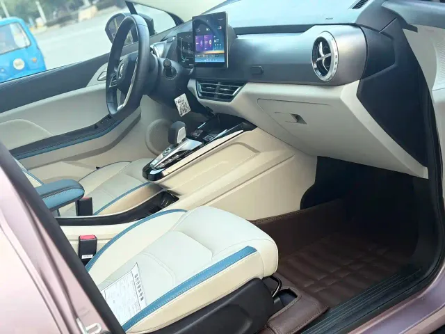 BYD Yuan Pro — Фото автомобиля 13