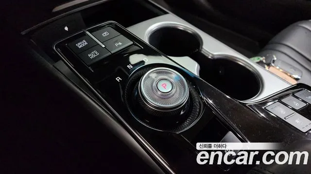 Kia K8 — Фото автомобиля 12