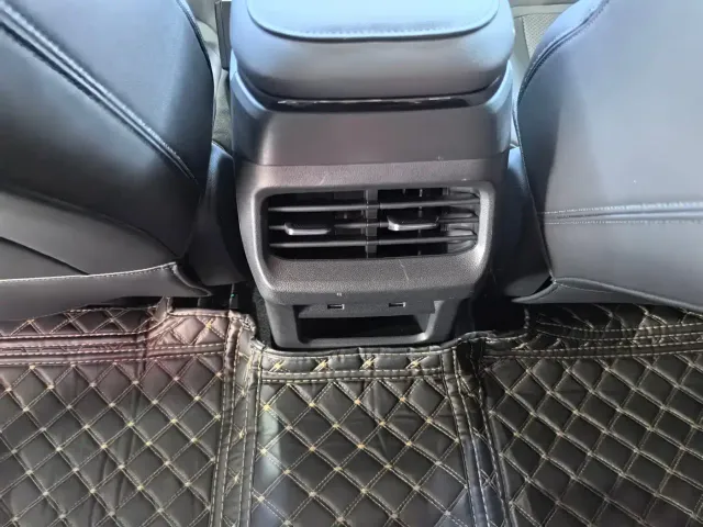 Wuling Starlight — Фото автомобиля 17