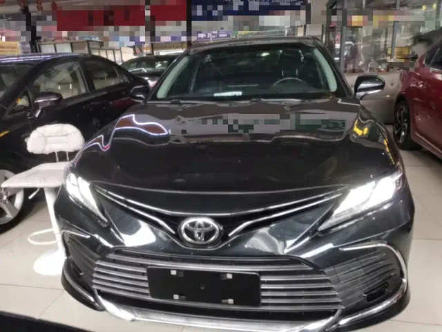 Toyota Camry — Фото автомобиля 2