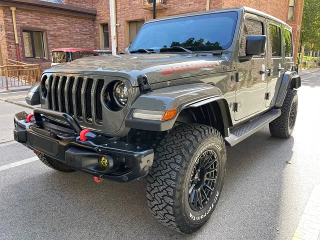 Jeep Wrangler — Фото автомобиля 2