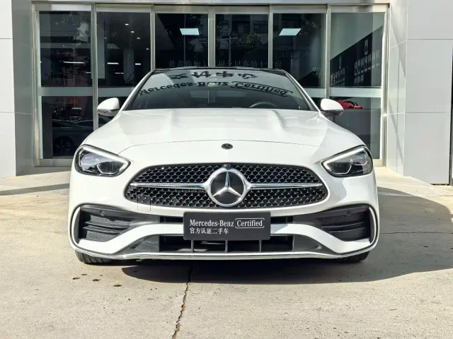 Mercedes-Benz C-Class — Фото автомобиля 2