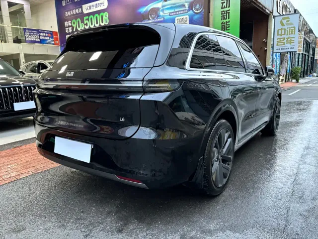 Li Auto L6 — Фото автомобиля 5